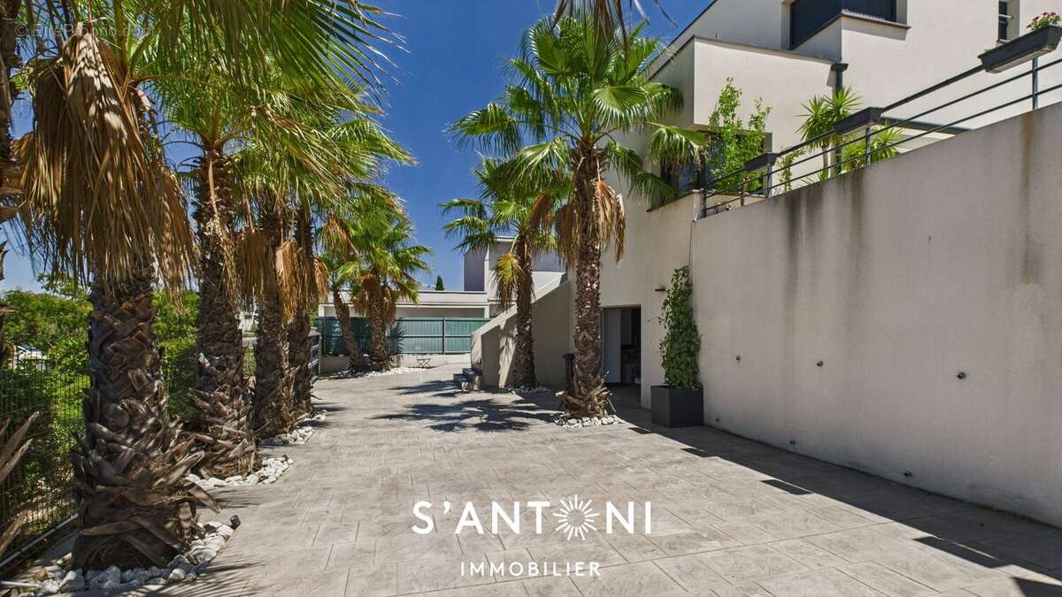 AGDE-Villa d'exception proche des plages et des commodités - photo 19
