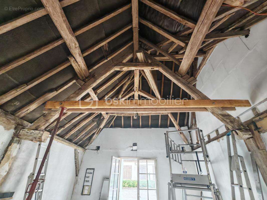 Maison à LA CROIX-DU-PERCHE