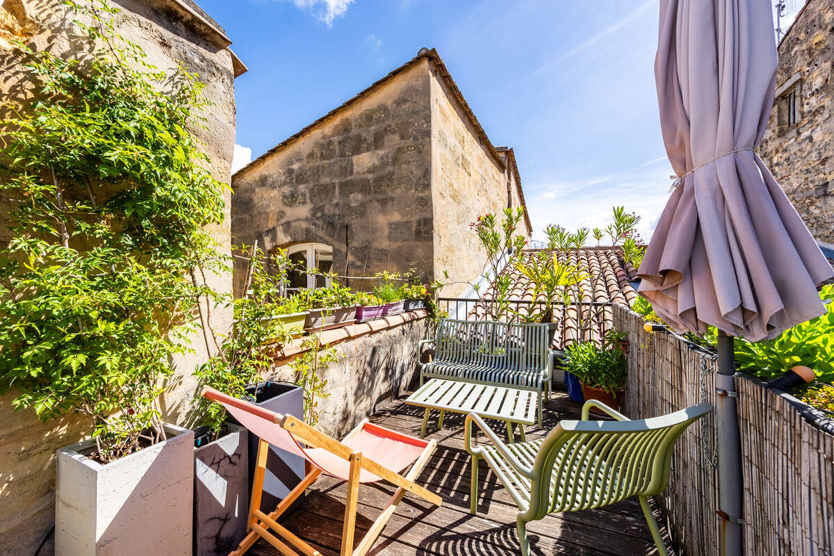 Appartement à BORDEAUX