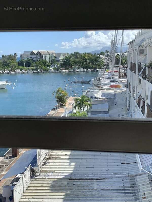 Appartement à POINTE-A-PITRE