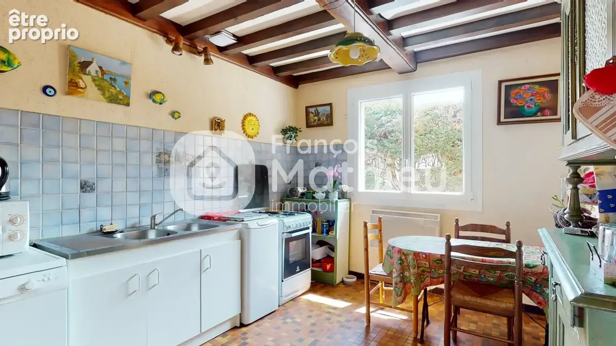 Secteur Saint-André-de-Corcy - Maison de plain-pied 5 pièces 130 m2 hab - 3 Chambres - Double garage et terrai - photo 6