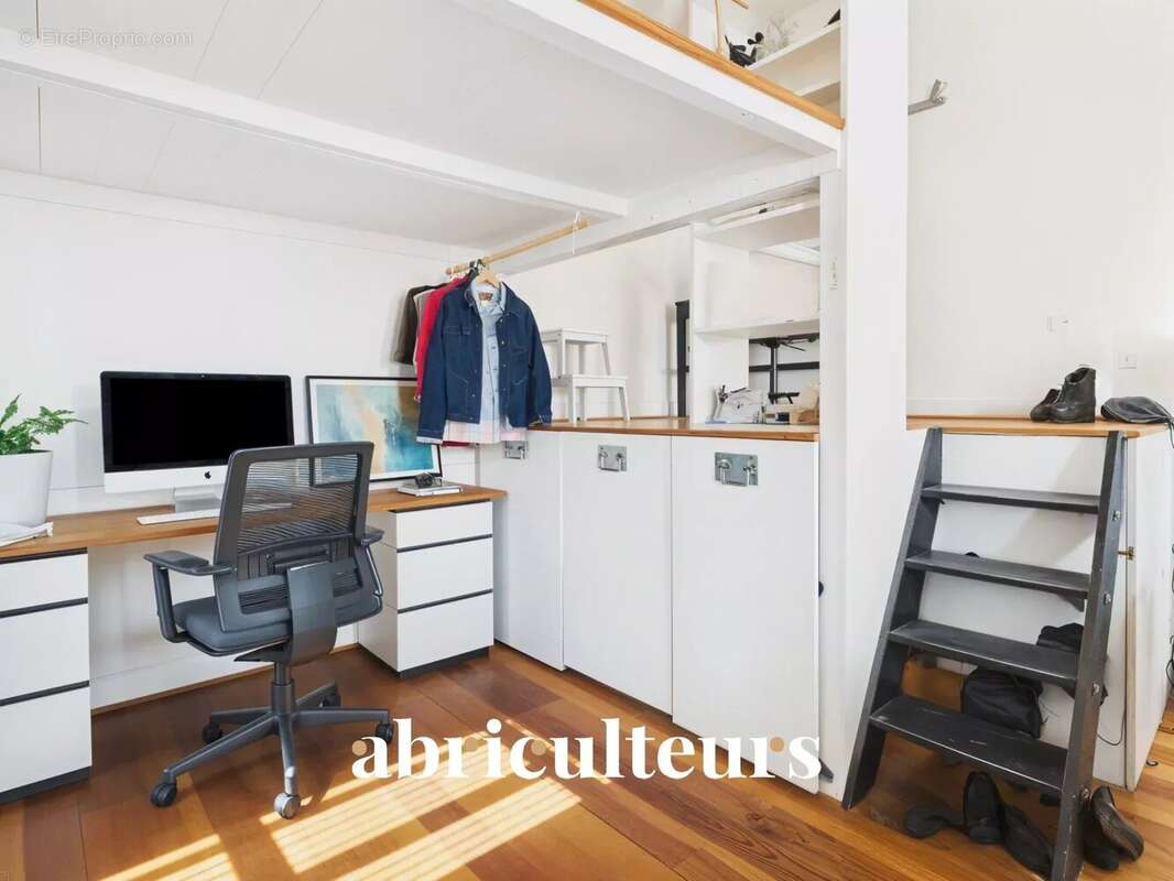 Appartement à MARSEILLE-5E