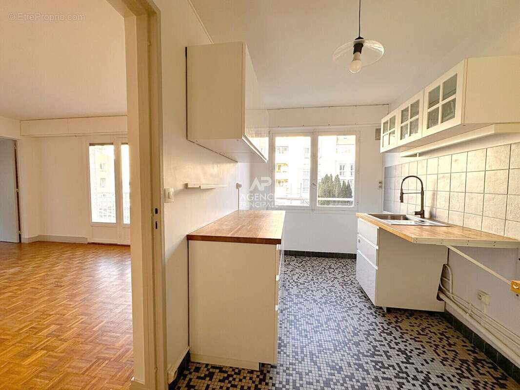 Appartement à SEVRES