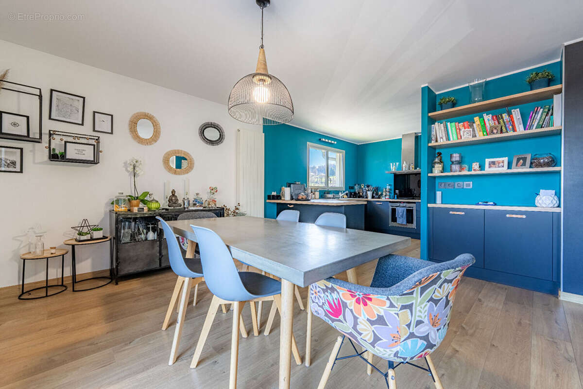 Appartement à JACOB-BELLECOMBETTE