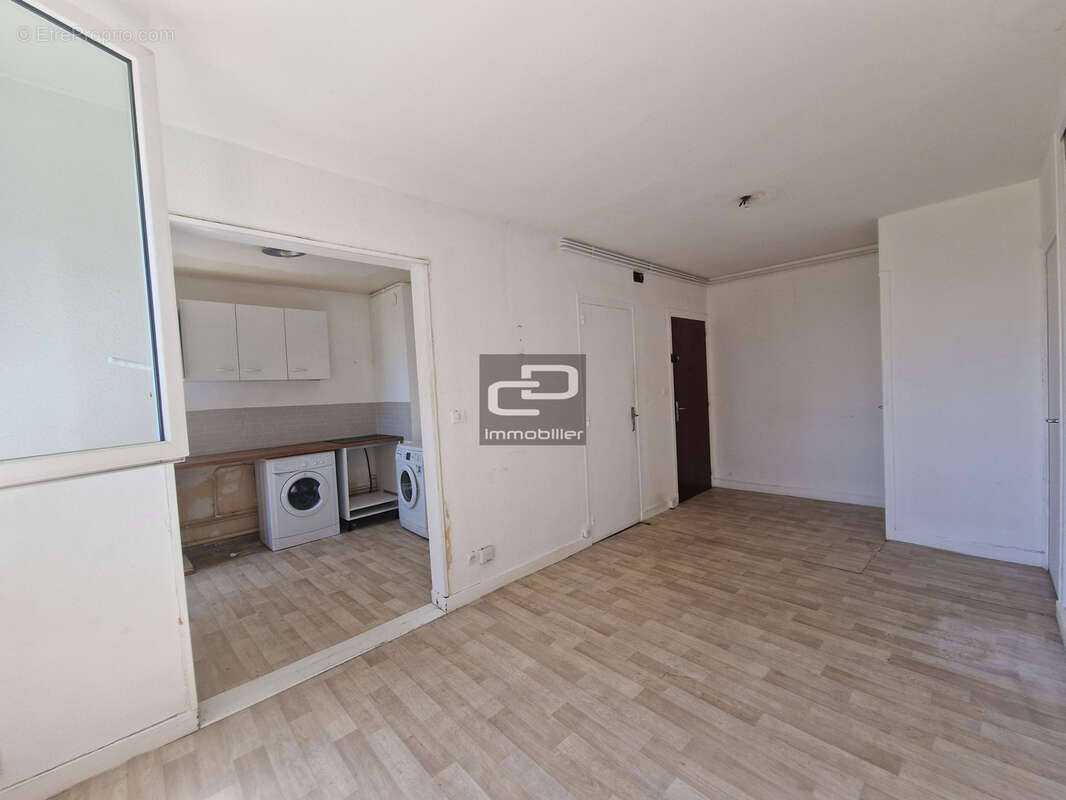 Appartement à GENAY