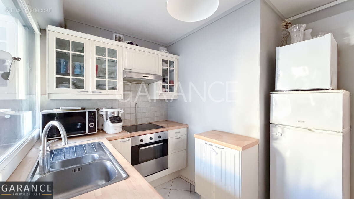 Appartement à PARIS-12E