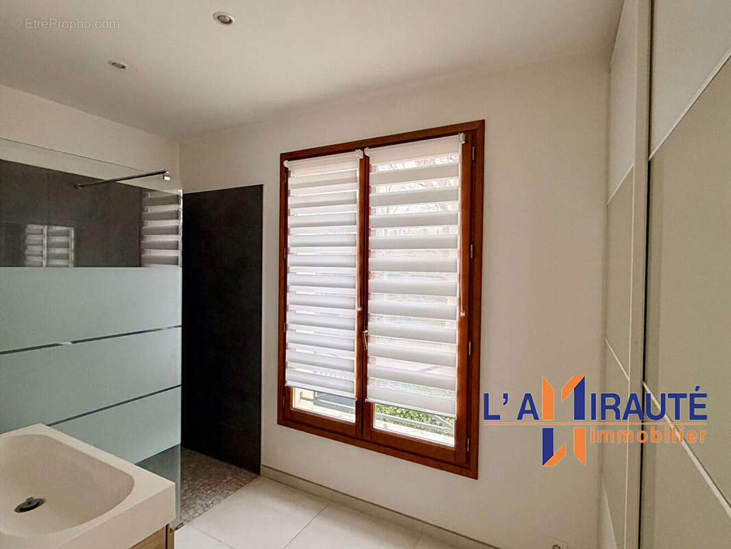 Maison à MAISONS-LAFFITTE