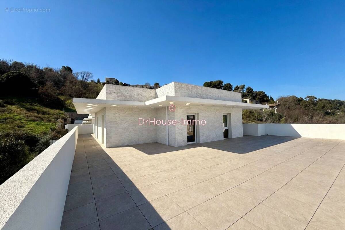 Appartement à CAGNES-SUR-MER