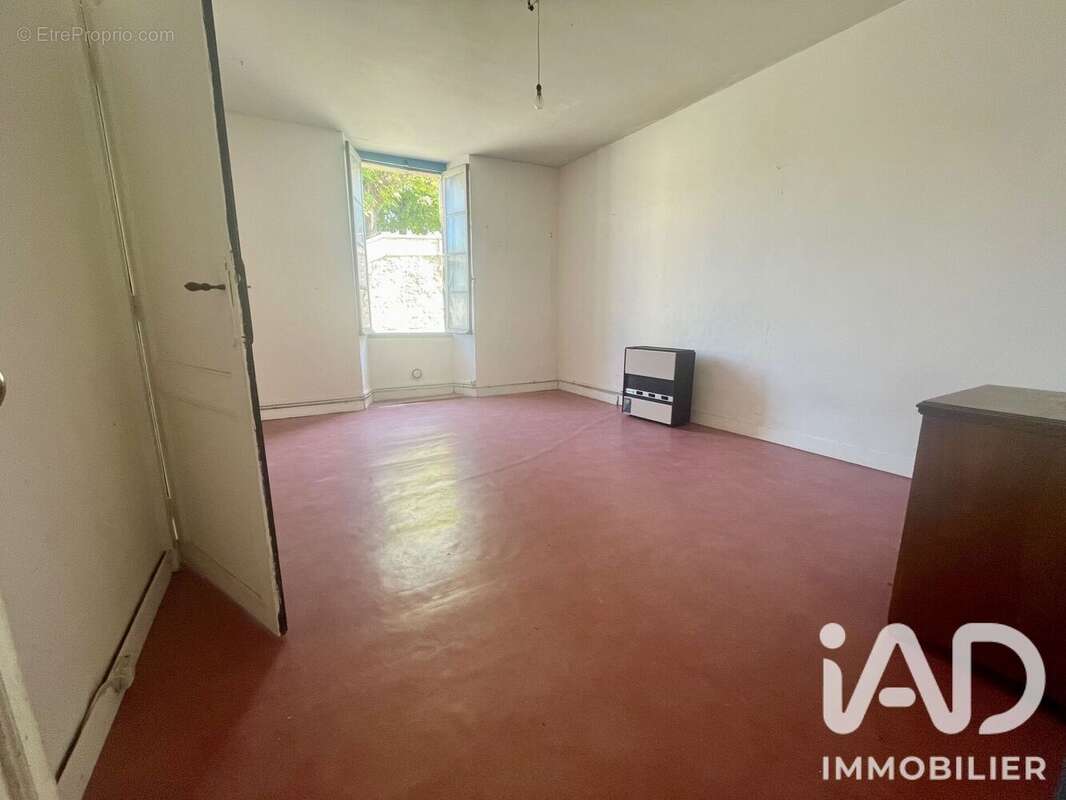 Maison 145 m² à Vayres  - photo 6