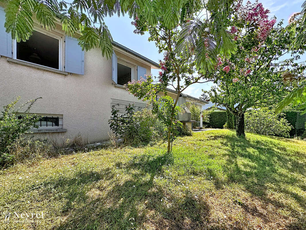 Maison individuelle - 88m2 - Parcelle de 617m2 - Garage - photo 3