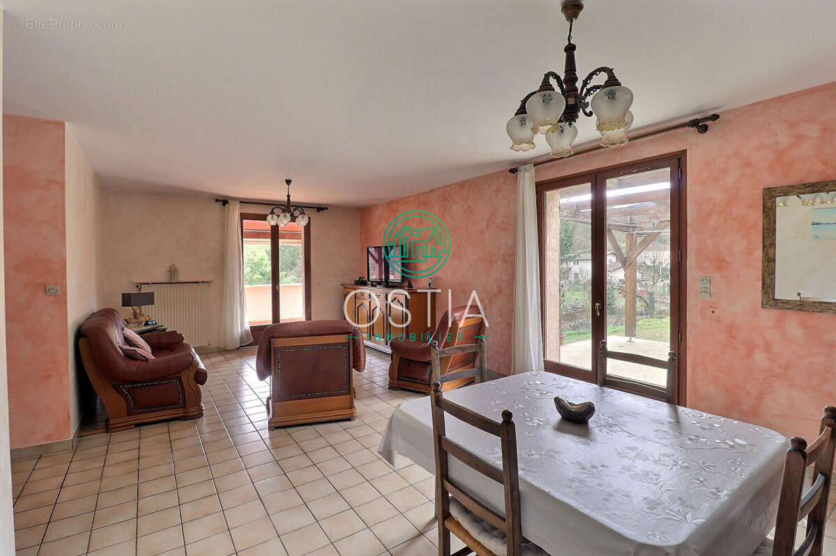 Maison à RIVE-DE-GIER