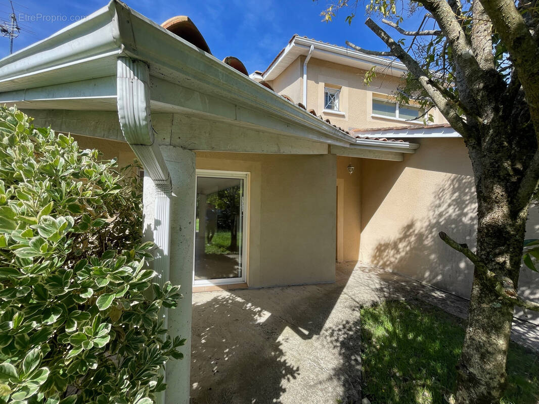 Maison à LE HAILLAN