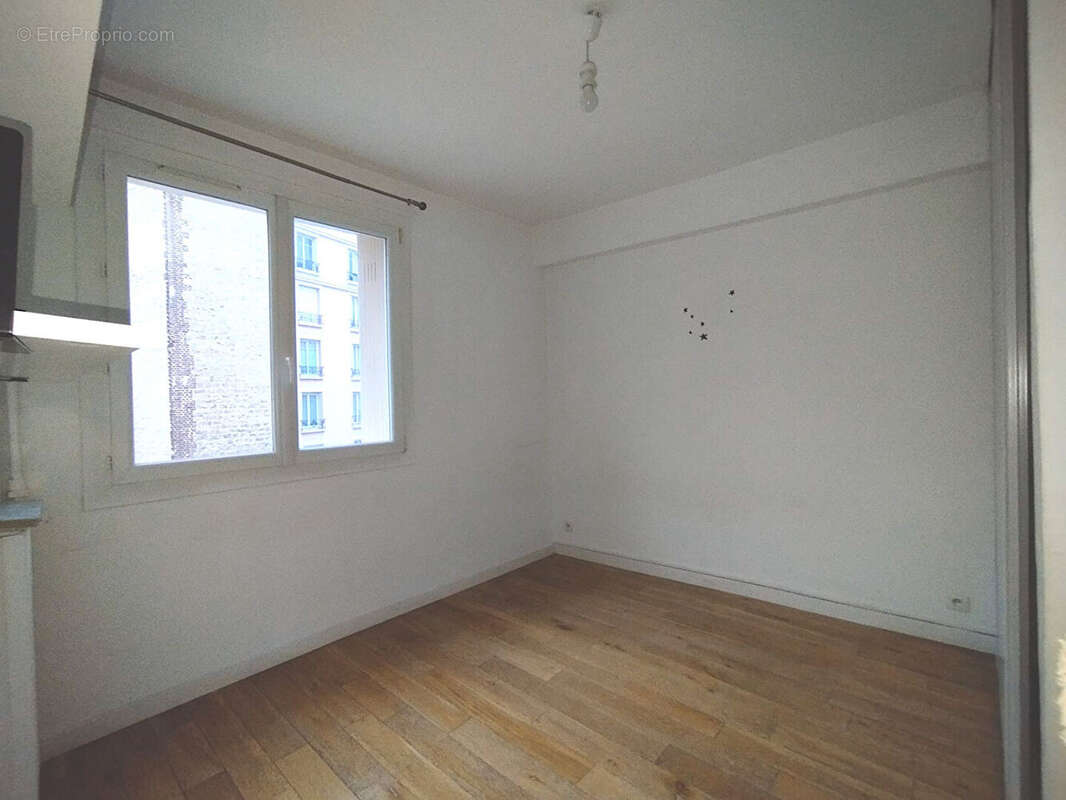 Bécon-les-bruyères / courbevoie - 4p - balcon et cave - photo 10