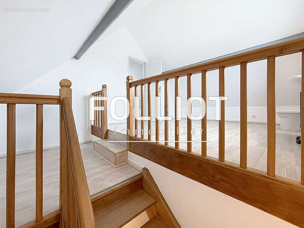 Maison à AGON-COUTAINVILLE