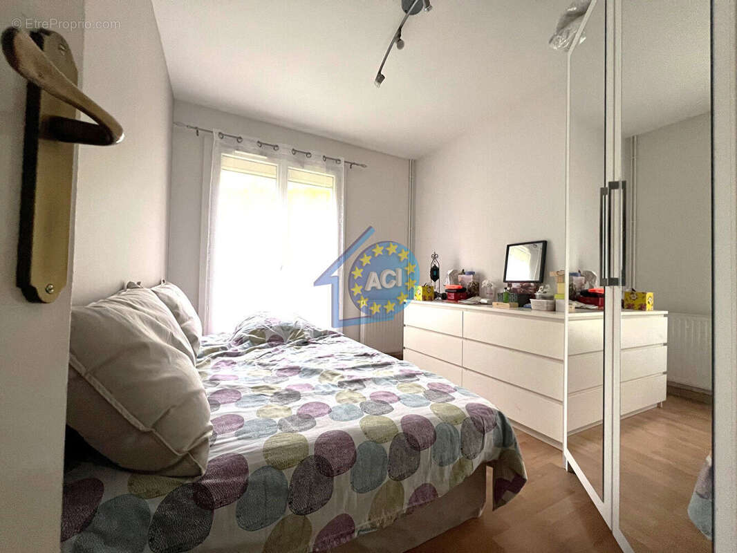 Maison à MANTES-LA-VILLE