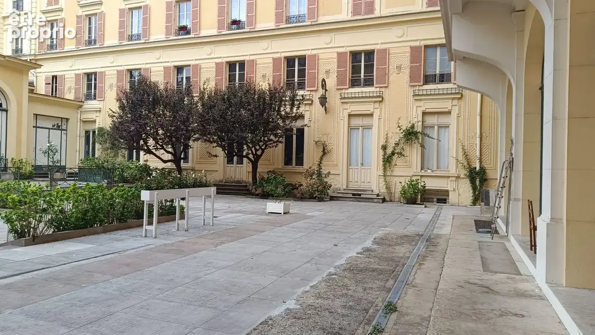 Vichy triangle d'or — bel  appartement 147 m2 - photo 3