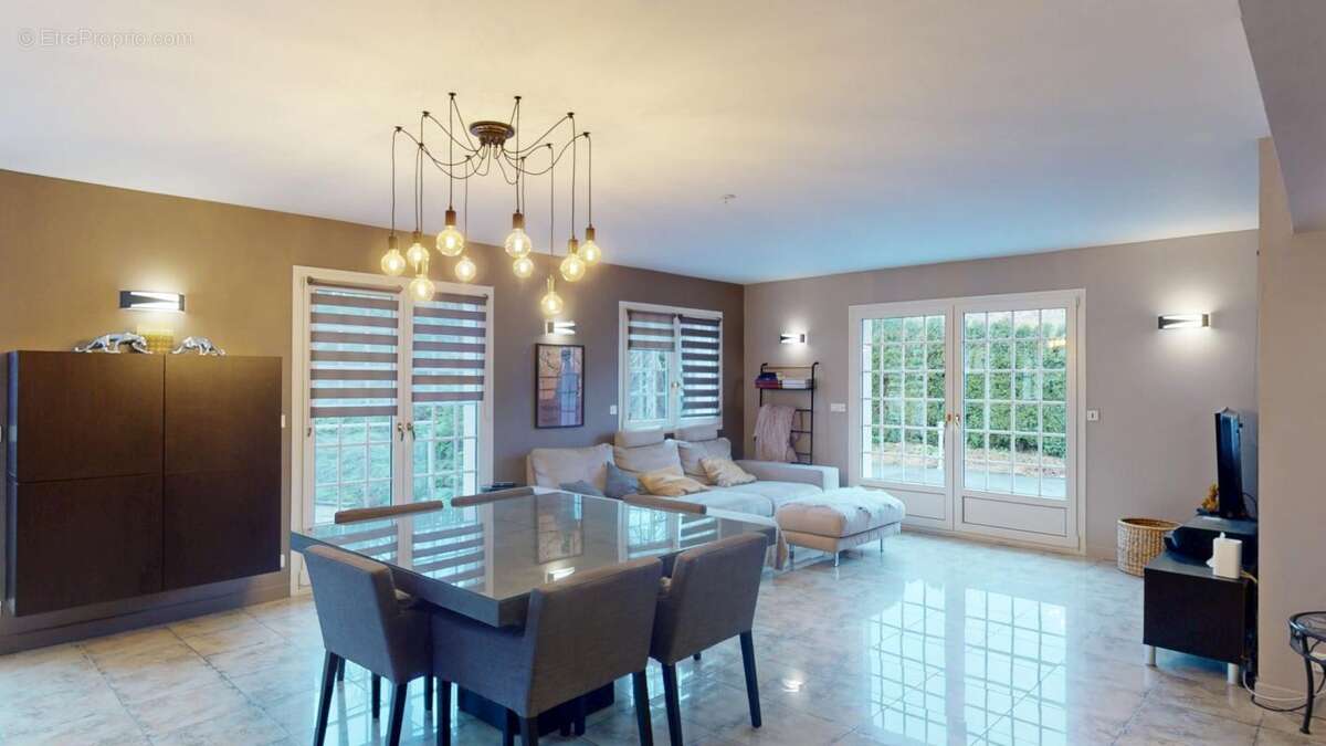 Appartement à PONTARLIER