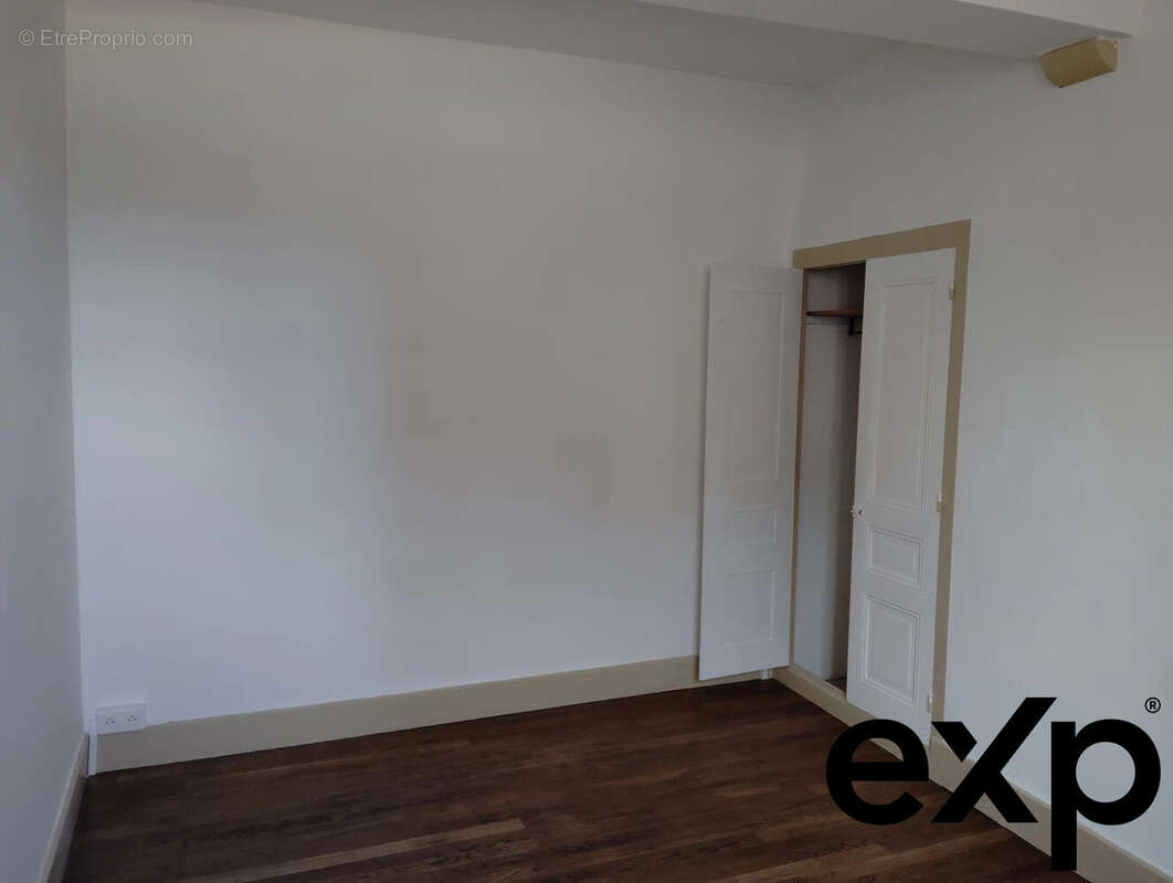 Maison à CHISSEY-LES-MACON