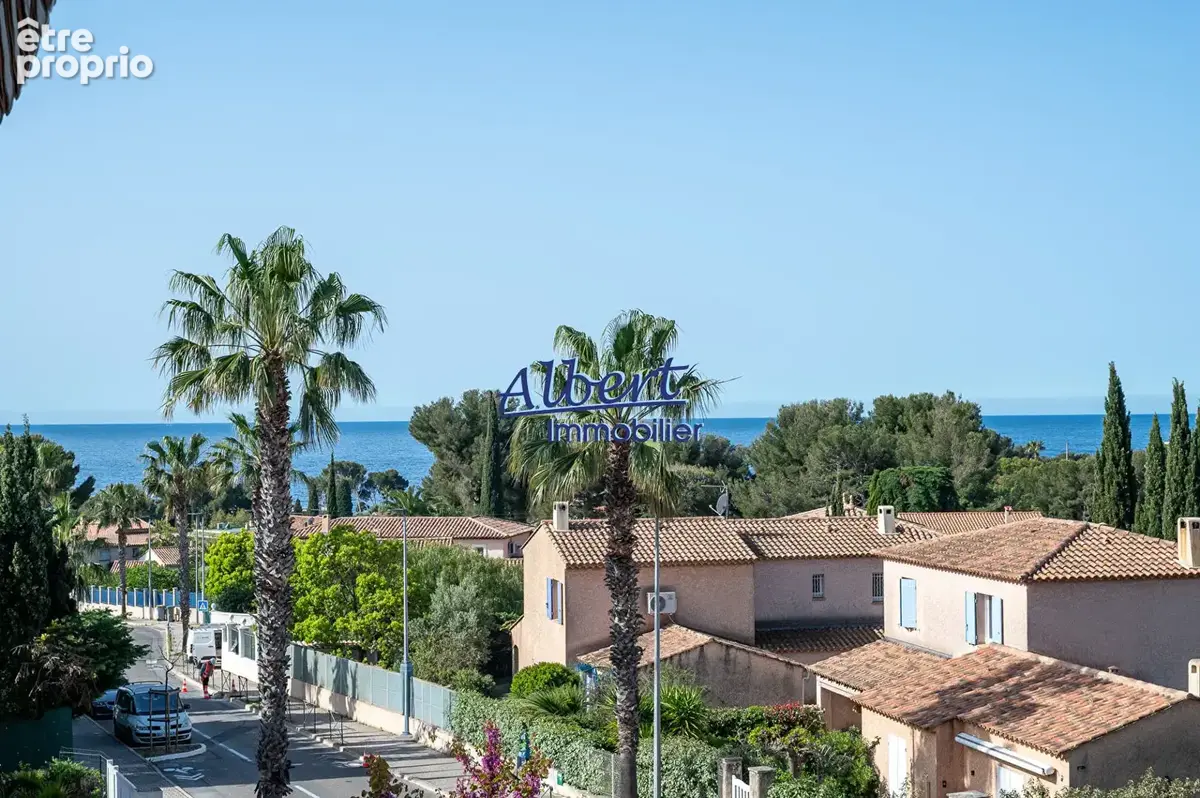 Appartement 2 pièces à vendre à Bandol, dernier étage avec vue dégagée - photo 17