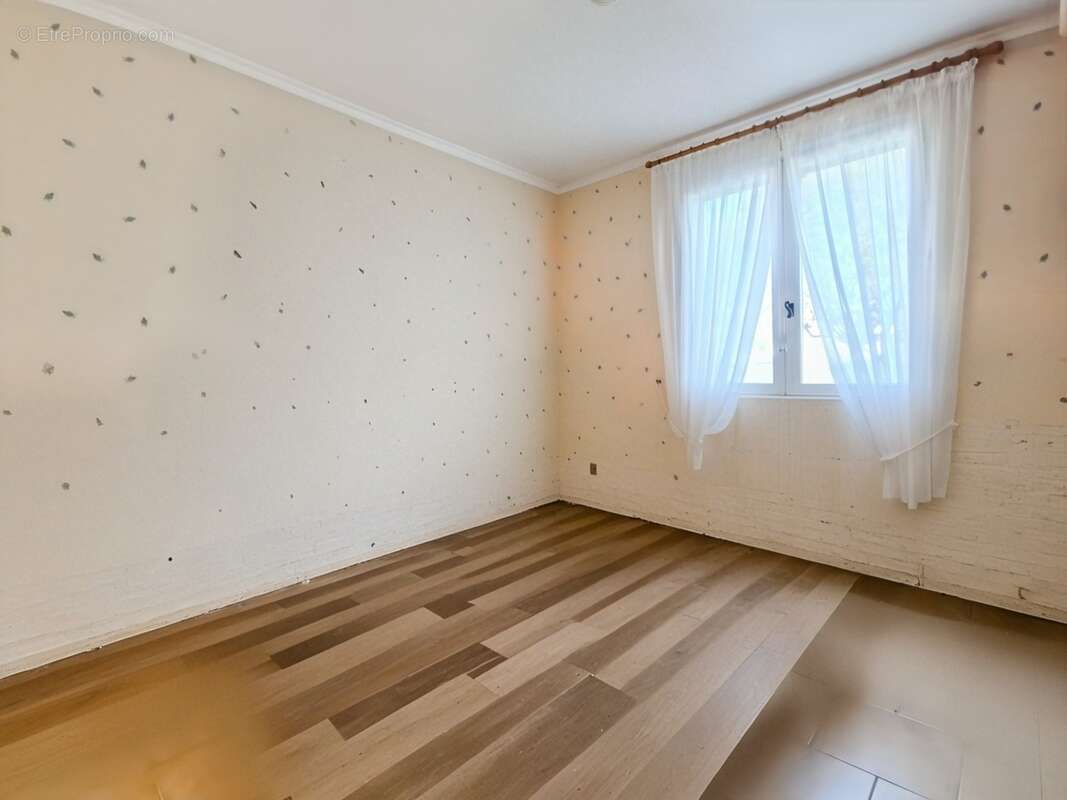 Maison familiale 136 m² avec jardin – 4 chambres – Grand garage. Au calme - photo 23