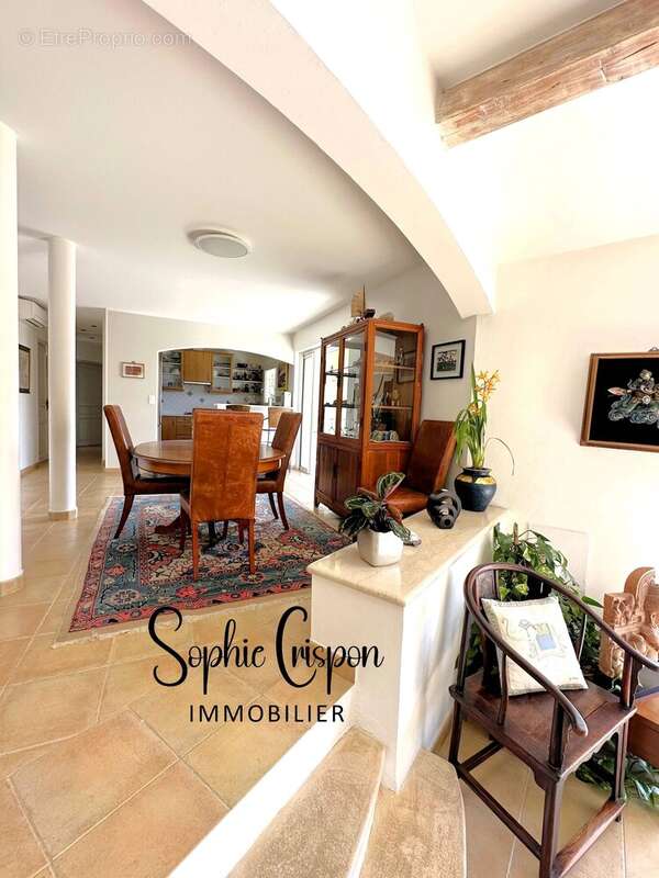 Maison à LES ADRETS-DE-L'ESTEREL