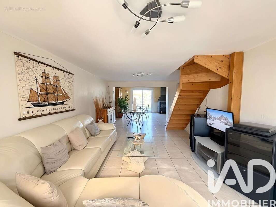 Photo 3 - Maison à AIGREFEUILLE-D'AUNIS