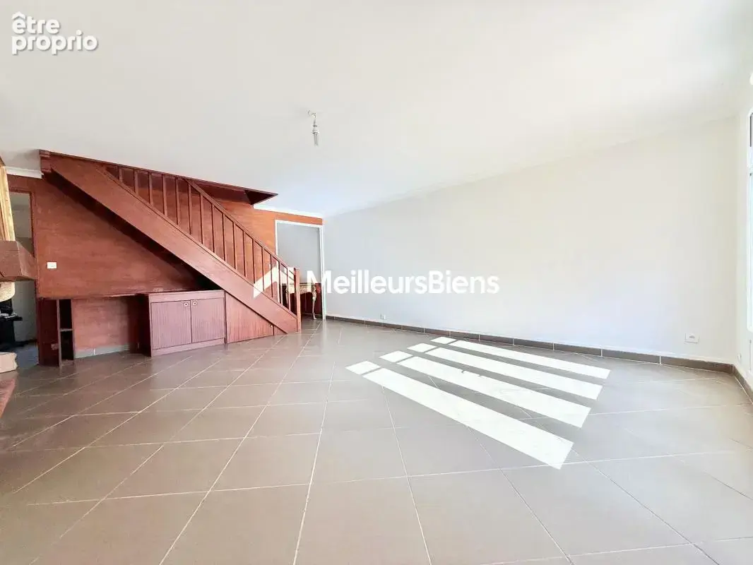 Maison 87 m² - 4 Chambres - jardin et garage - photo 3