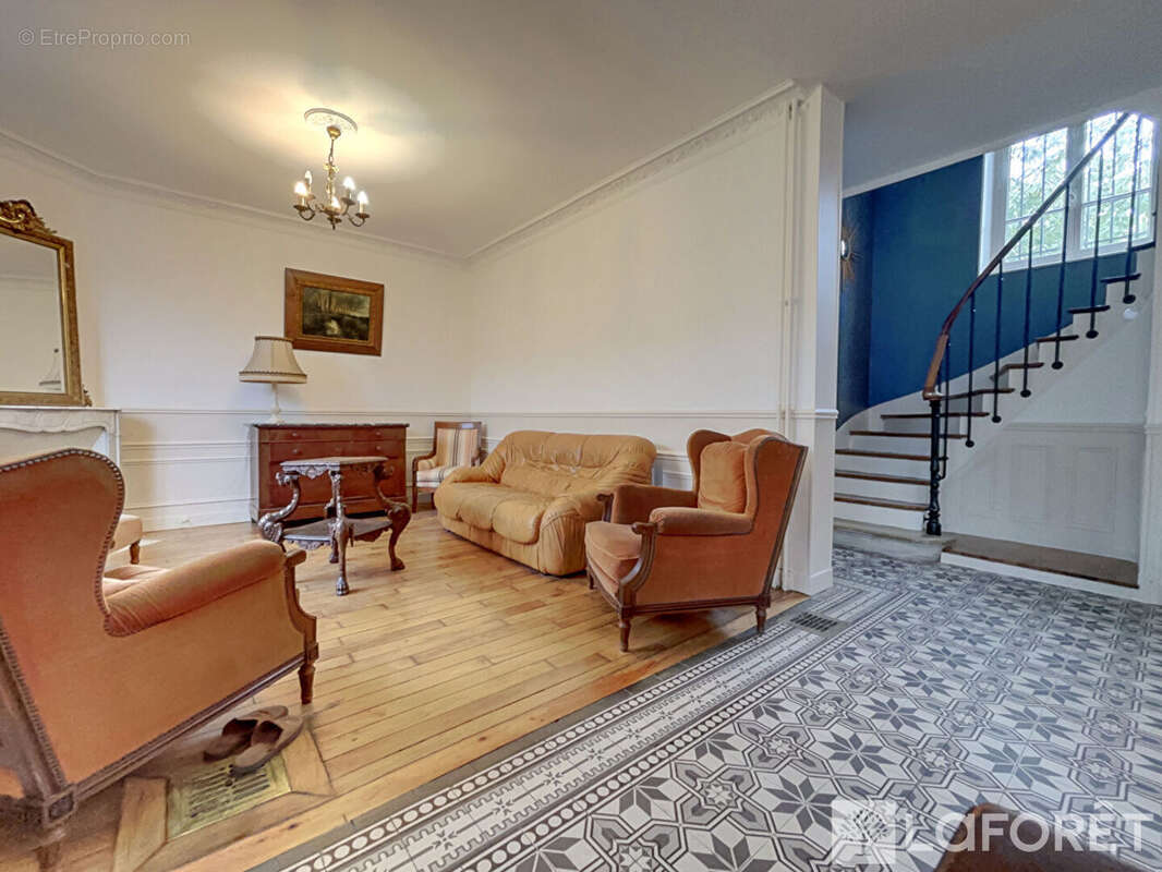 Maison à GIF-SUR-YVETTE