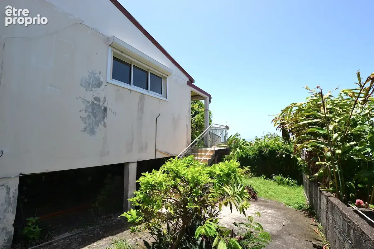 Maison T4 à rénover avec vue mer. - photo 3