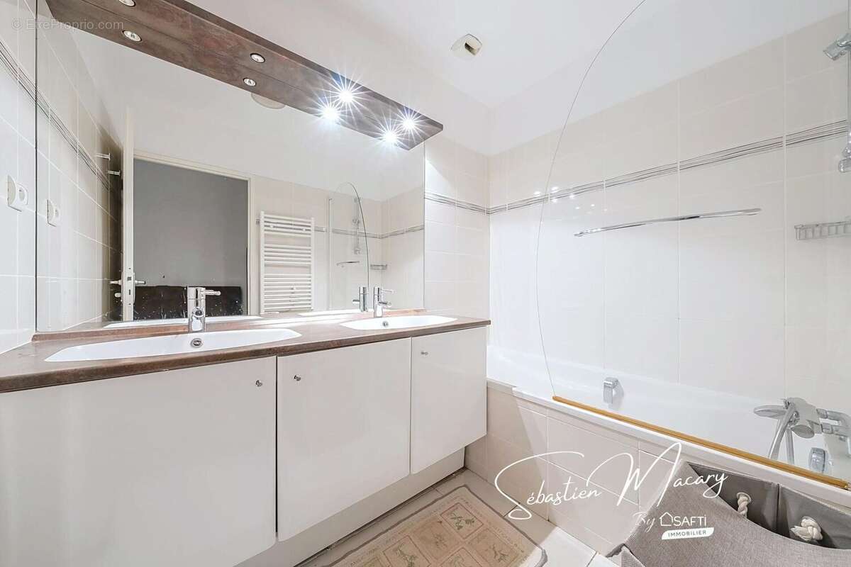 Photo 9 - Appartement à BORDEAUX