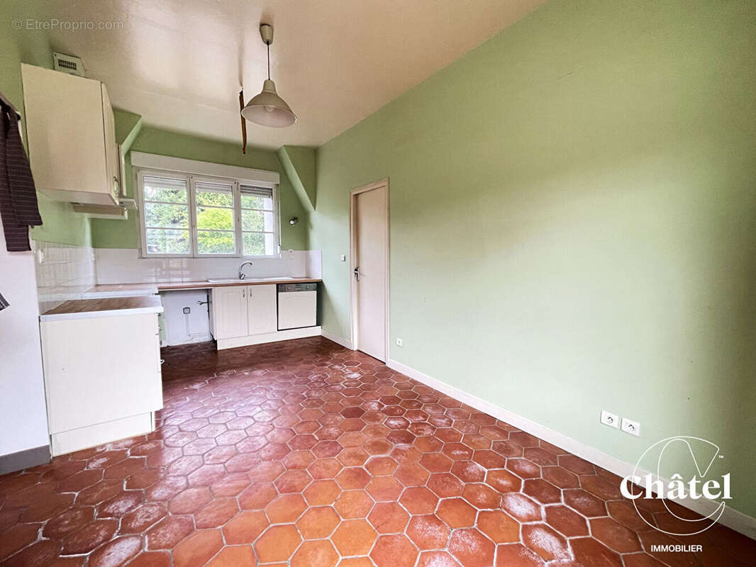 Maison à NANTEUIL-LE-HAUDOUIN