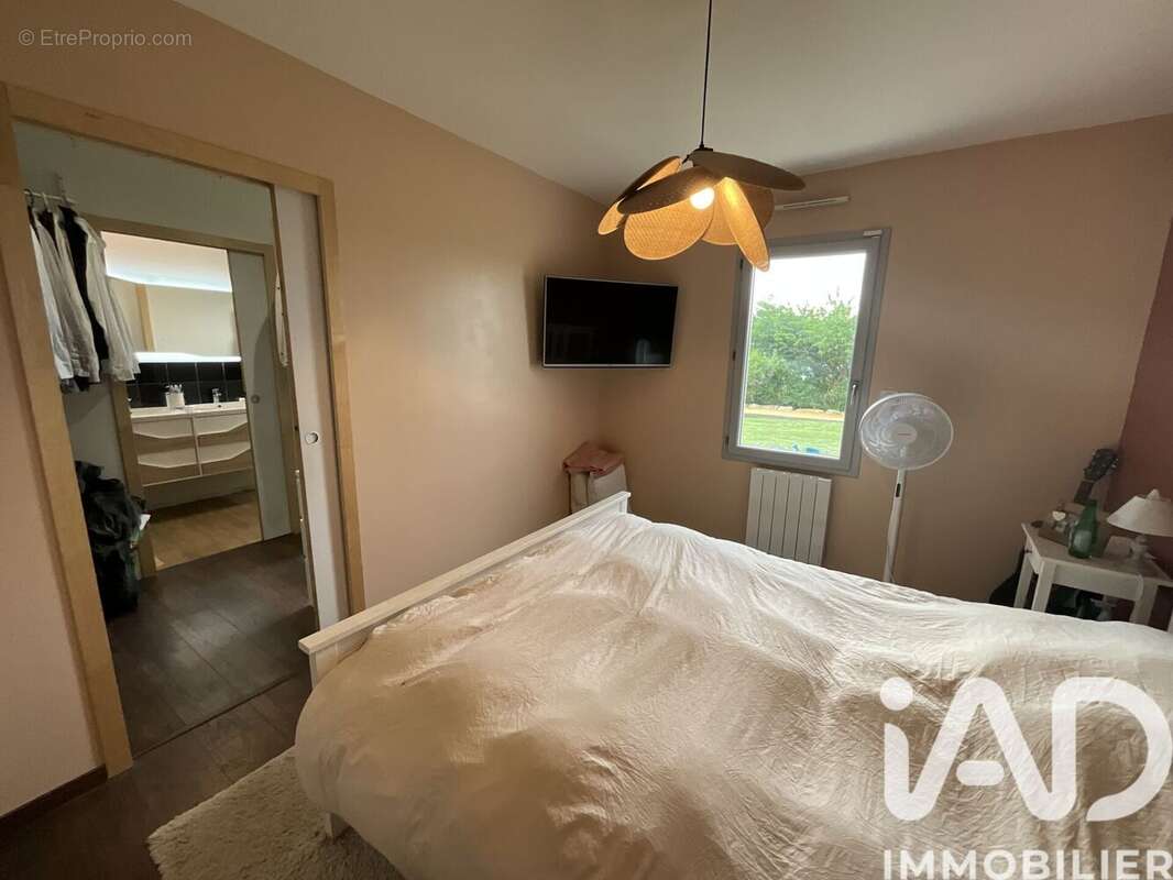 Photo 8 - Maison à ITEUIL