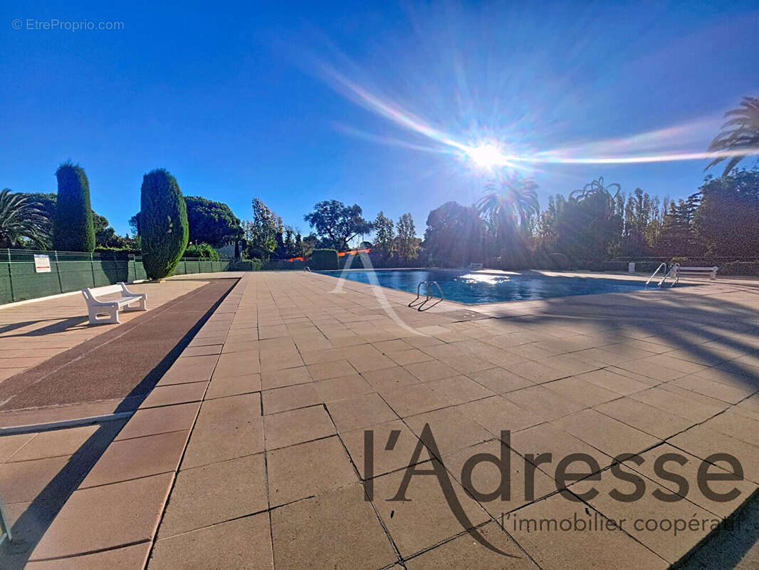 Appartement à MANDELIEU-LA-NAPOULE