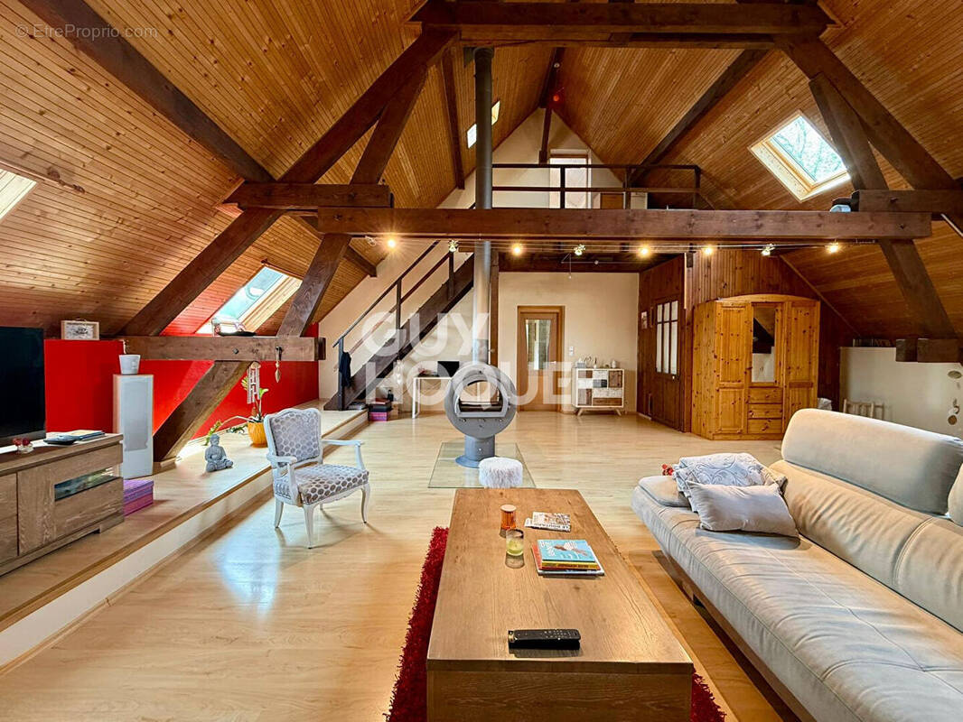 Appartement à ALBENS