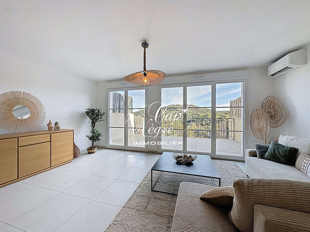 Maison à LA GARDE-FREINET