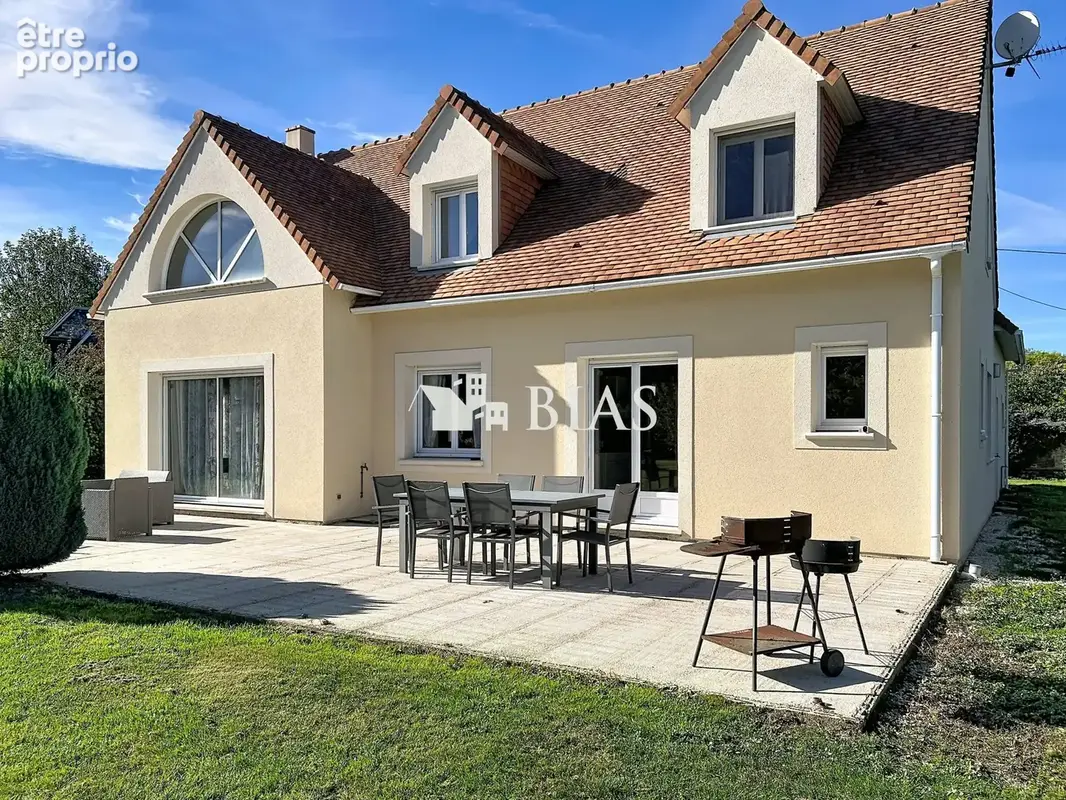Maison à BERNAY