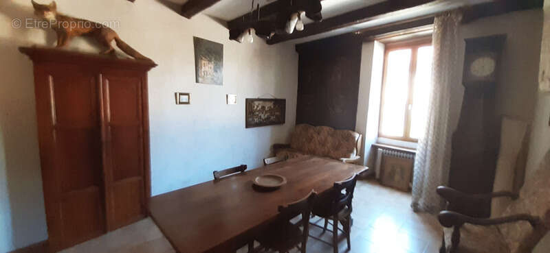 Maison à SAINT-CIRQ-LAPOPIE