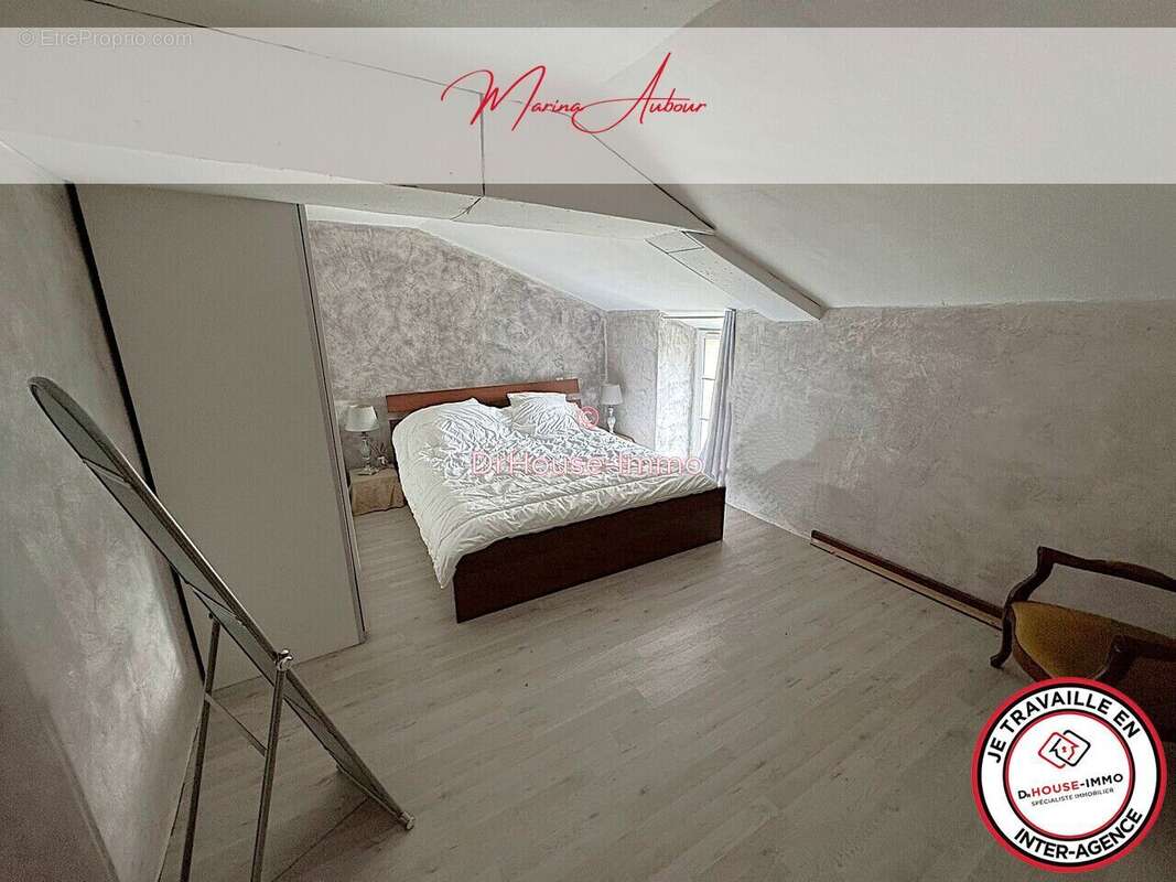 Maison à VERRUE