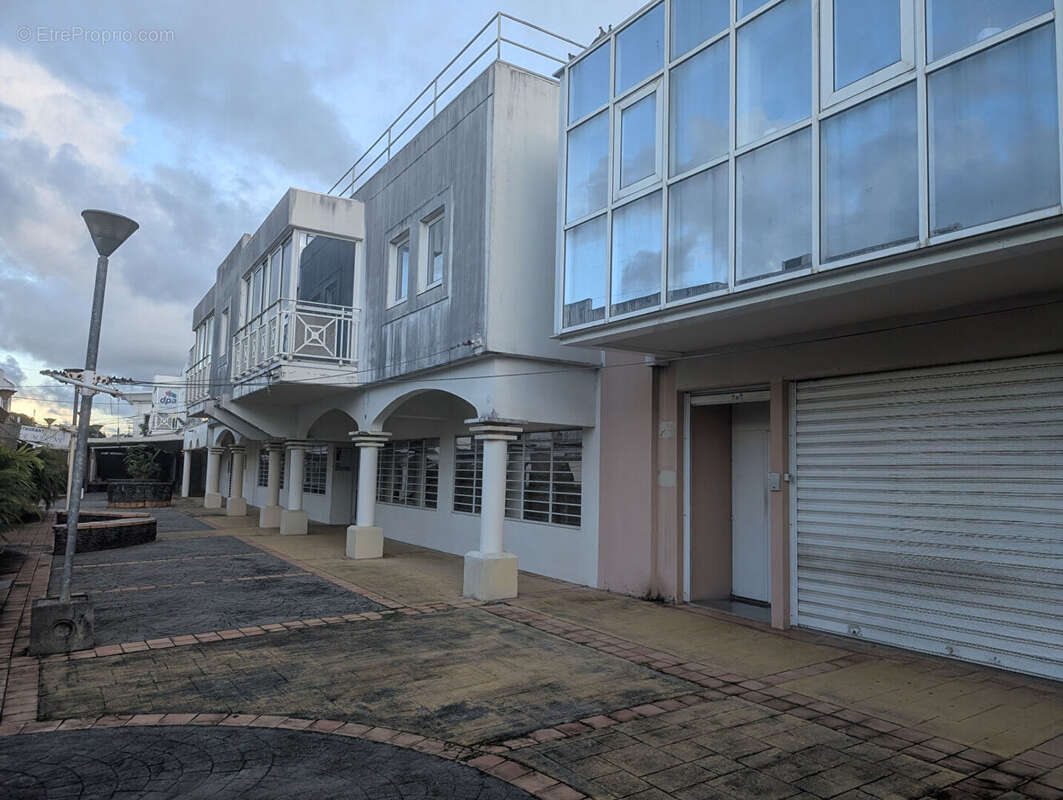 Commerce à FORT-DE-FRANCE