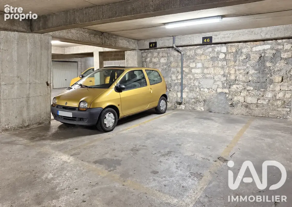 Photo 1 - Parking à PARIS-17E