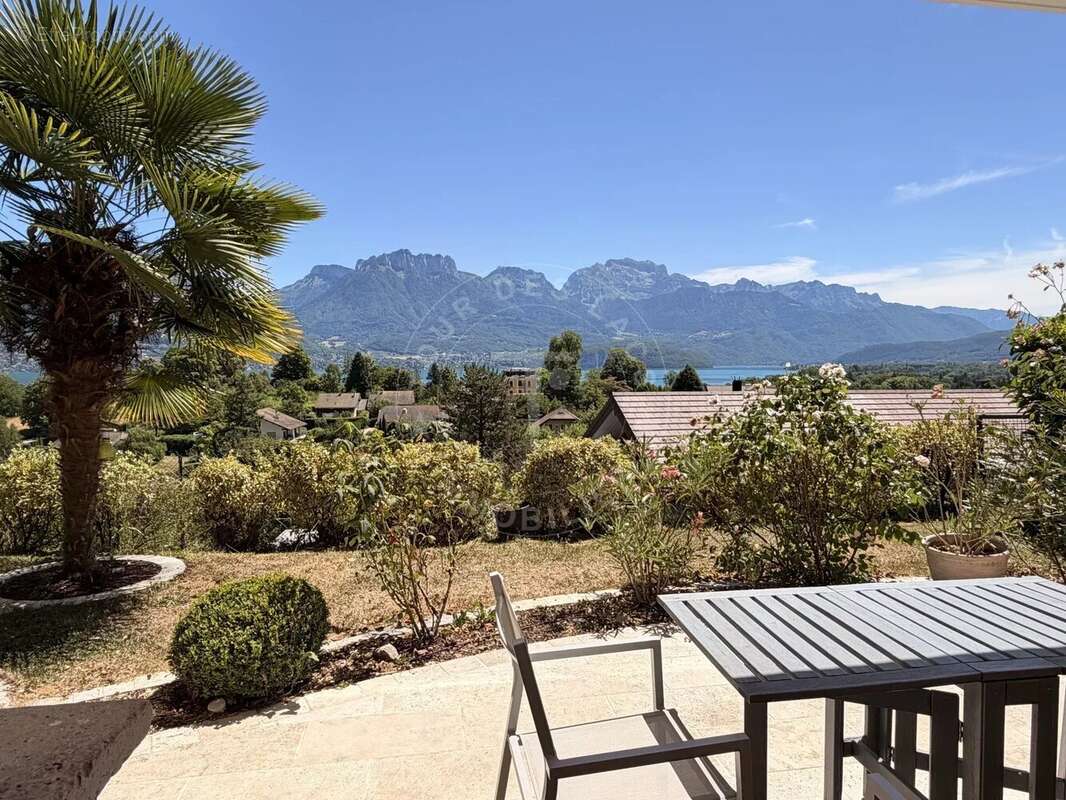 Sévrier – appartement t4 avec jardin privatif et vue panoramique sur le lac d’annecy - photo 2