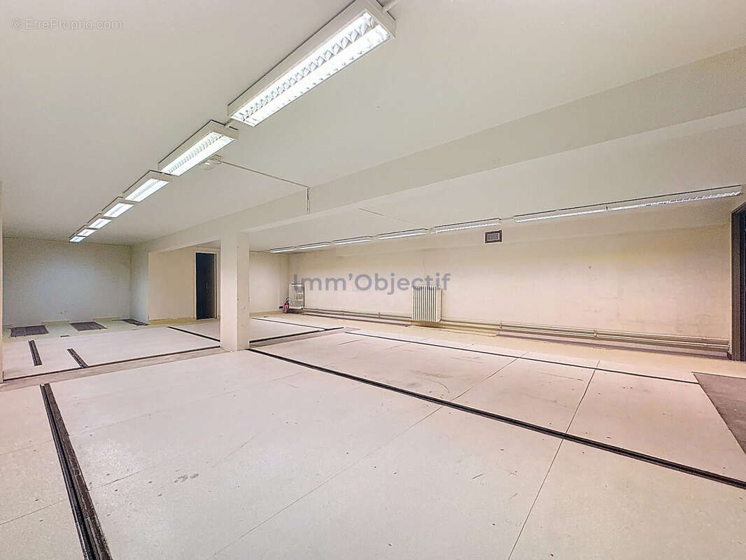 Commerce à PARIS-12E