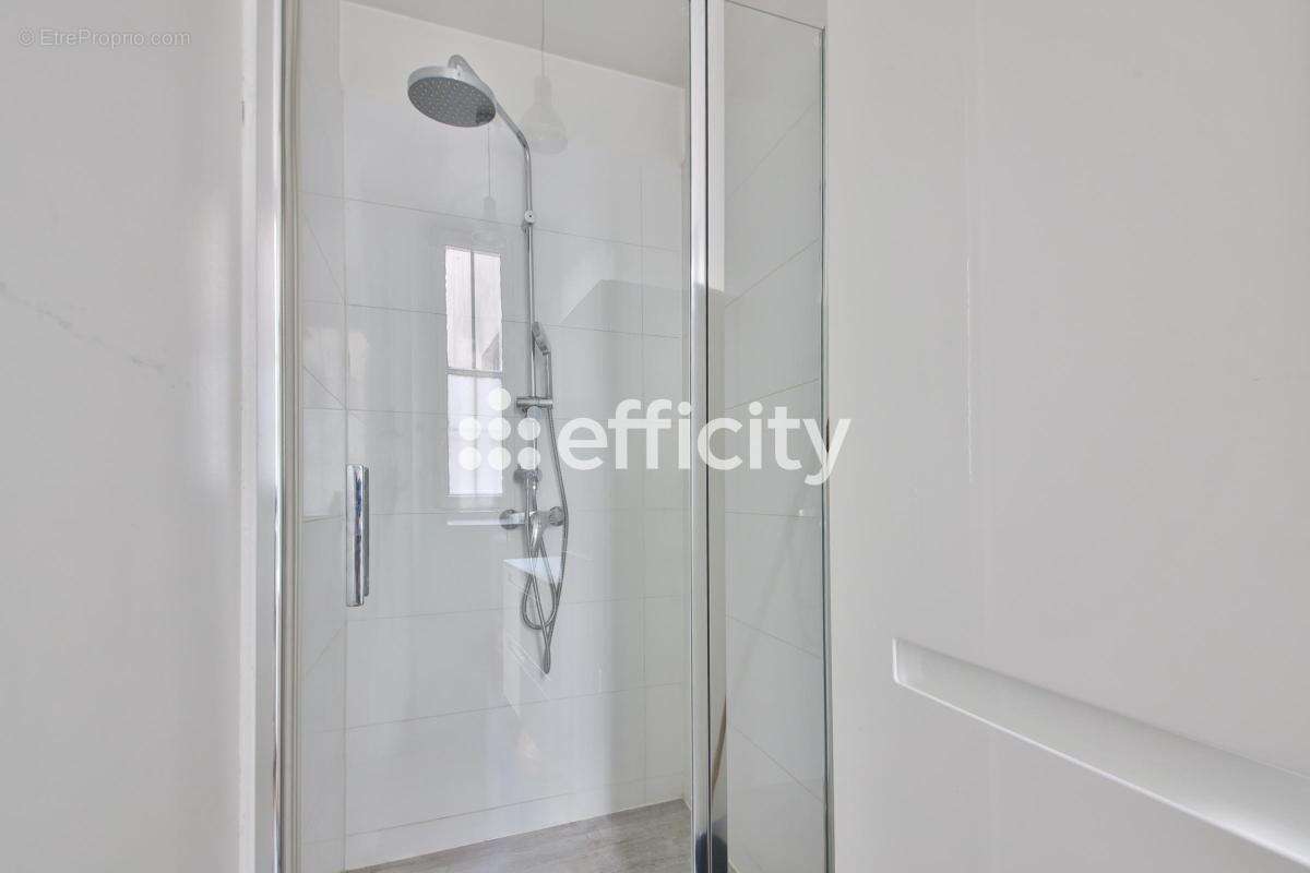 Appartement à CLICHY