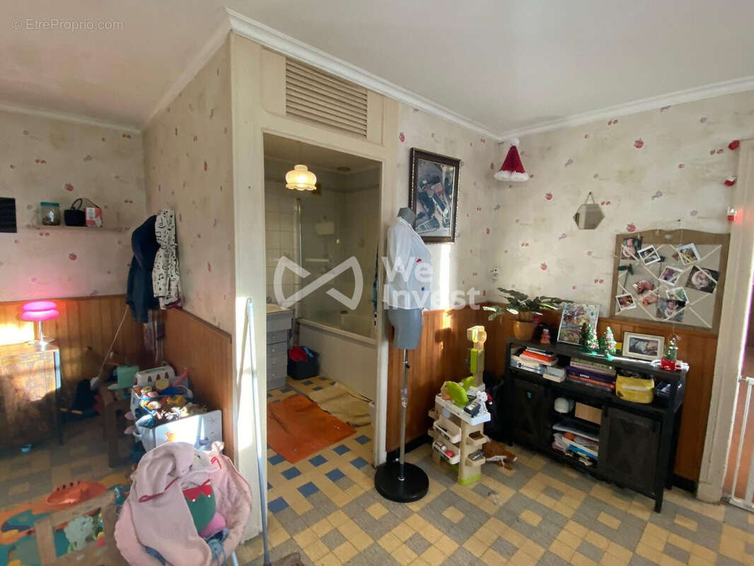 Maison à YVRE-LE-POLIN