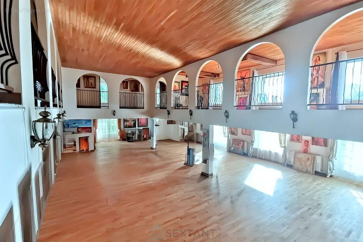 Maison à CHASSENON
