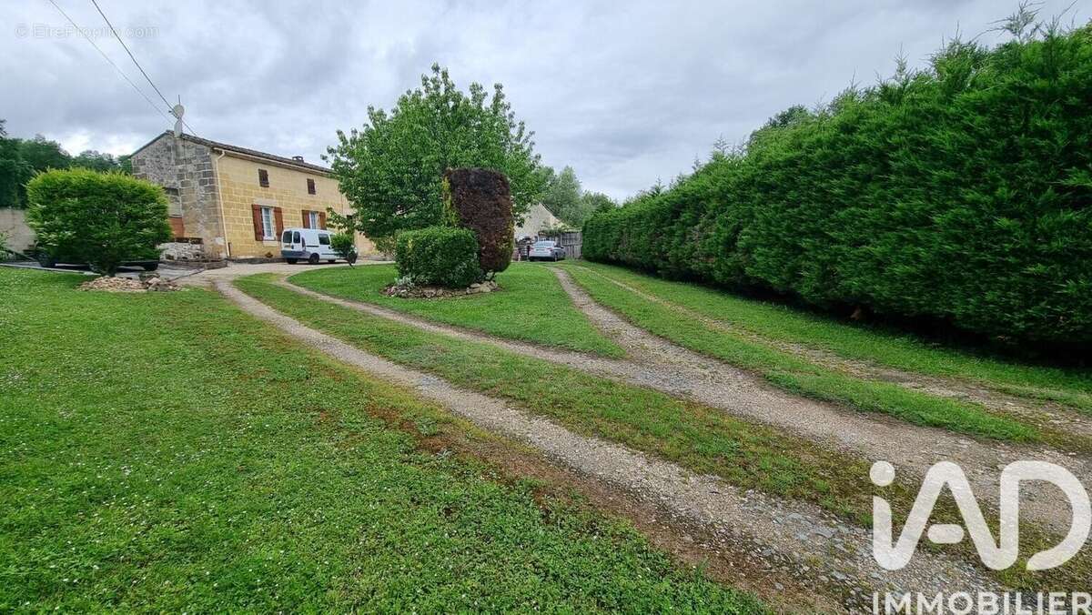 Maison 91 m² à Sainte-Colombe  - photo 4
