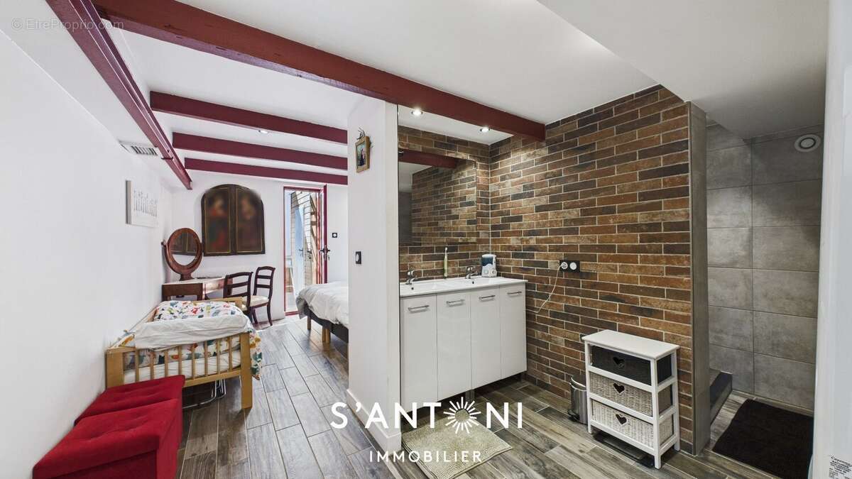 Appartement à BEZIERS