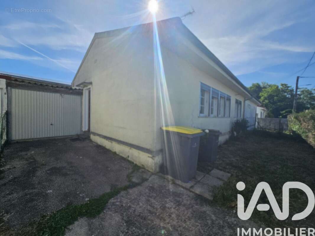Photo 3 - Maison à SAINT-VALERIEN