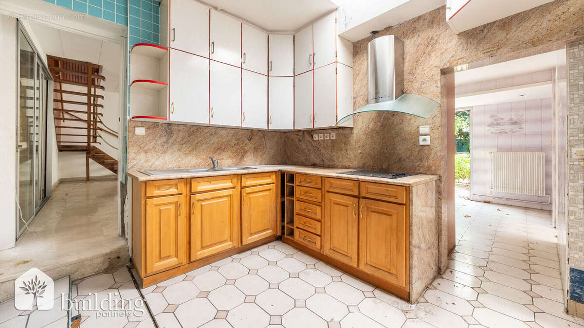 Maison à COURBEVOIE