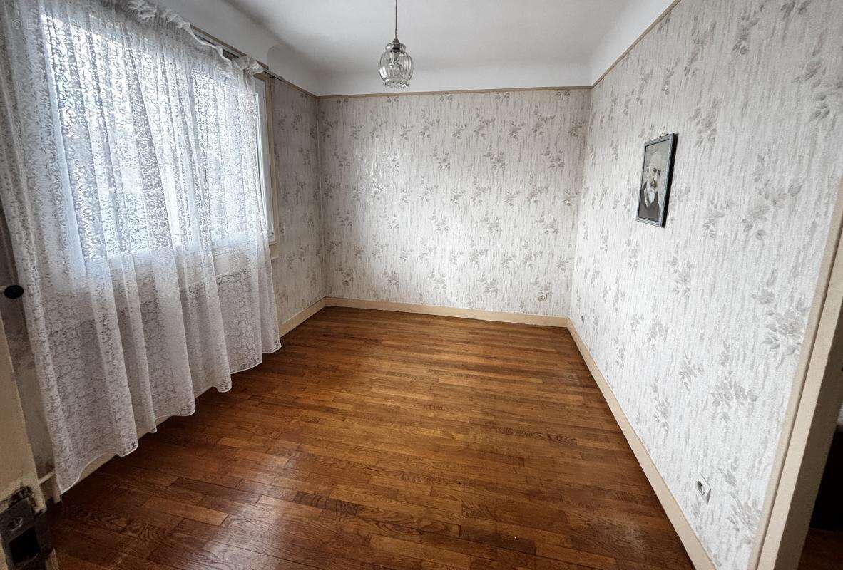 Maison à NEUILLY-SUR-MARNE